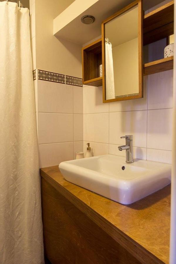 Vahe Guest House Пилтсамаа Екстер'єр фото